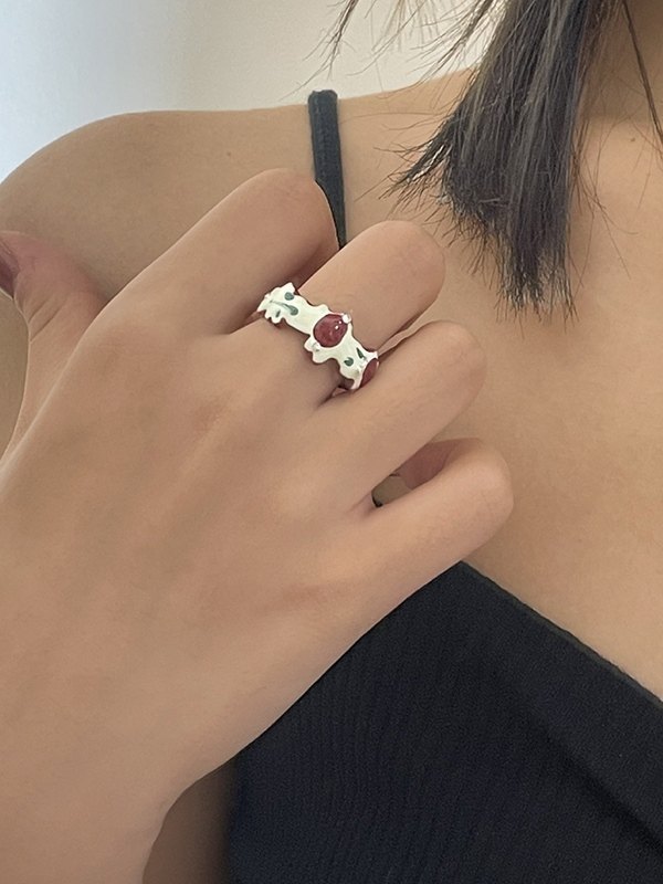 Rhinestone Embellish Enamel Cuff Ring