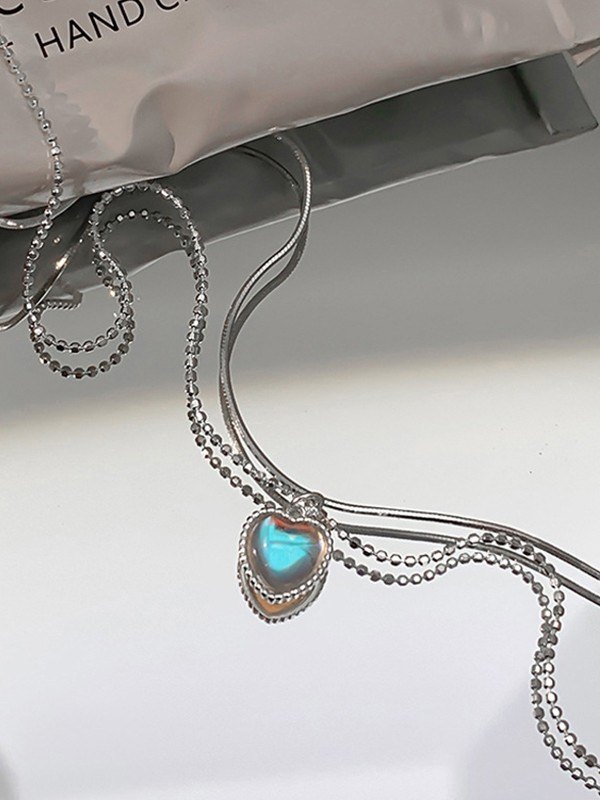 Gradient Heart Charm Double Layered Necklace