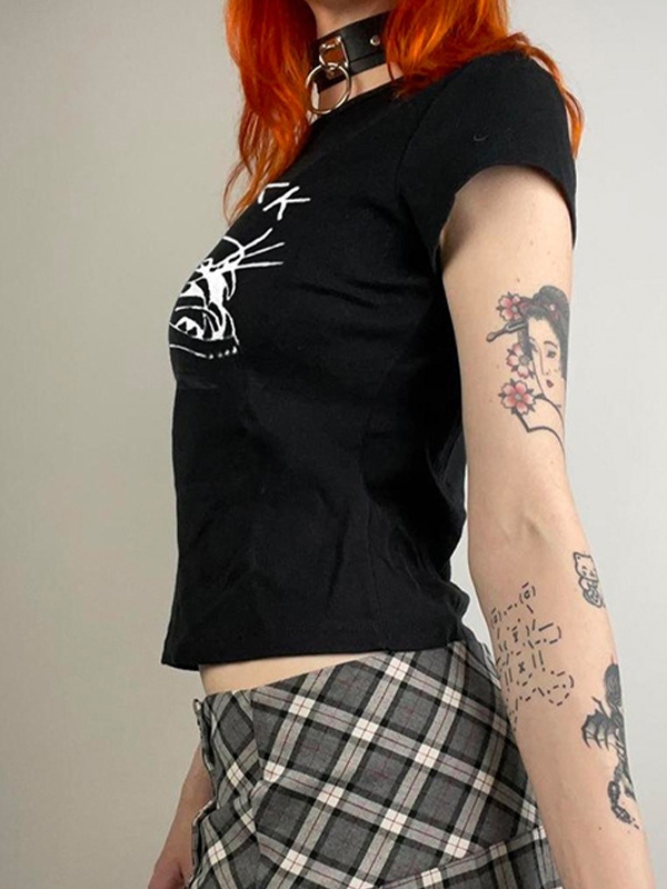 Graffiti Print Cropped Short Sleeve Tee