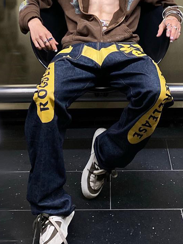 Men’s Skull Letter Print Loose Jeans