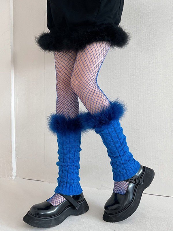 Fuzzy Trim Cable Knit Socks