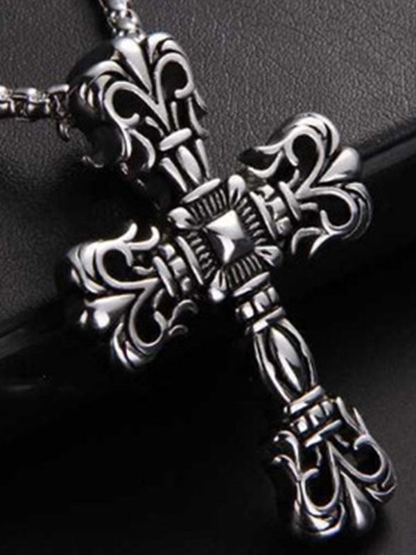 Men’s Gothic Cross Pendant Necklace